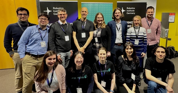 {"en"=>"RIG hosts first German Robotics Conference", "de"=>"RIG hosts first German Robotics Conference"}