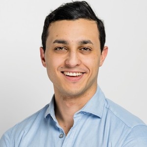 Thumb ticker sm linkedin photo  5 