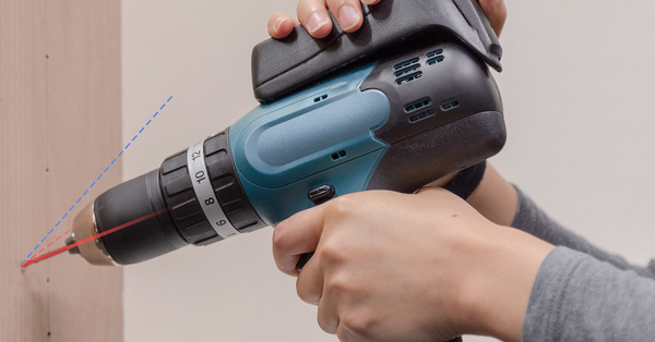 Building Instructions You Can Feel: Edge-Changing Haptic Devices for Digitally Guided Construction