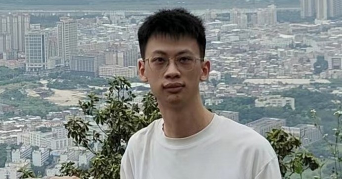 Thumb ticker xxl photo