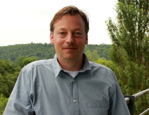 Thumb ticker sm fischer  peer