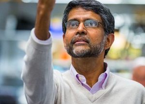 Thumb ticker sm kumar 697x1024